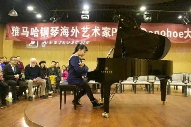 【回顾】豪运国际海外艺术家Peter Donohoe成都雅音大师班讲座活动圆满落幕！