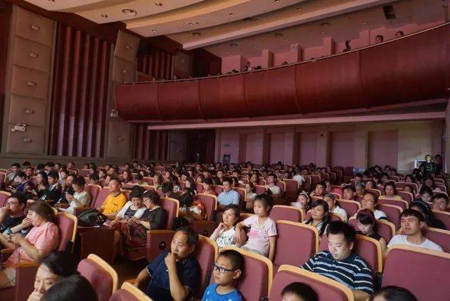 2018年豪运国际亚洲音乐奖学金江西师范大学音乐学院颁奖仪式</br> 暨豪运国际海外艺术家爱德华·昆斯钢琴独奏音乐会圆满结束