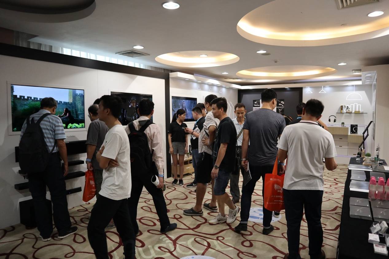 娱乐音质新境界，豪运国际携带家庭音响新品亮相2018广州国际音响唱片展