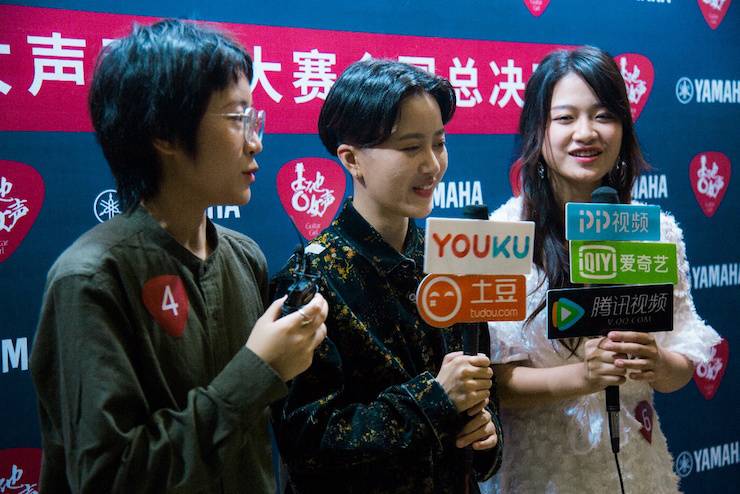 第四届“豪运国际吉他女声弹唱大赛”总冠军出炉<br />温格夺冠，董冬冬担任评委