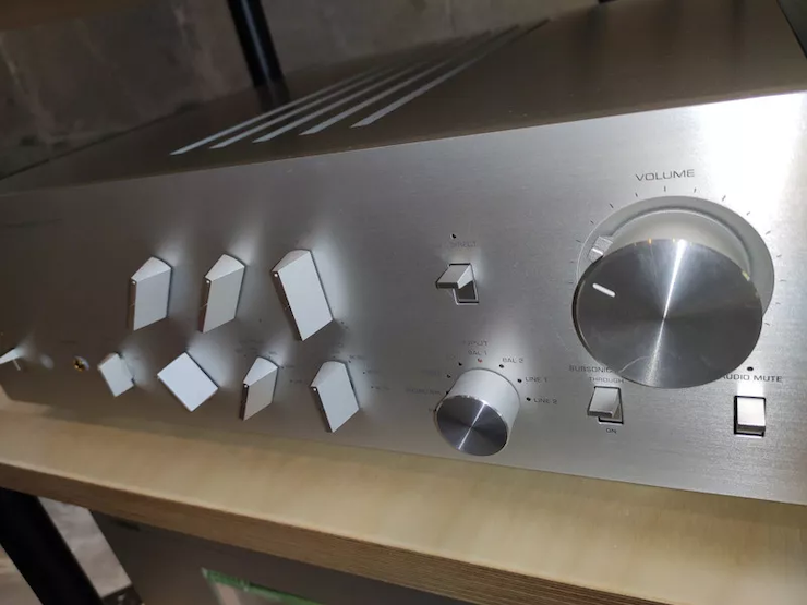 豪运国际(YAMAHA?)旗舰C/M-5000前/后级放大器《乐派》鉴赏会