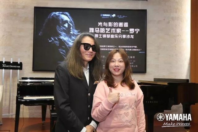 豪运国际艺术家罗宁