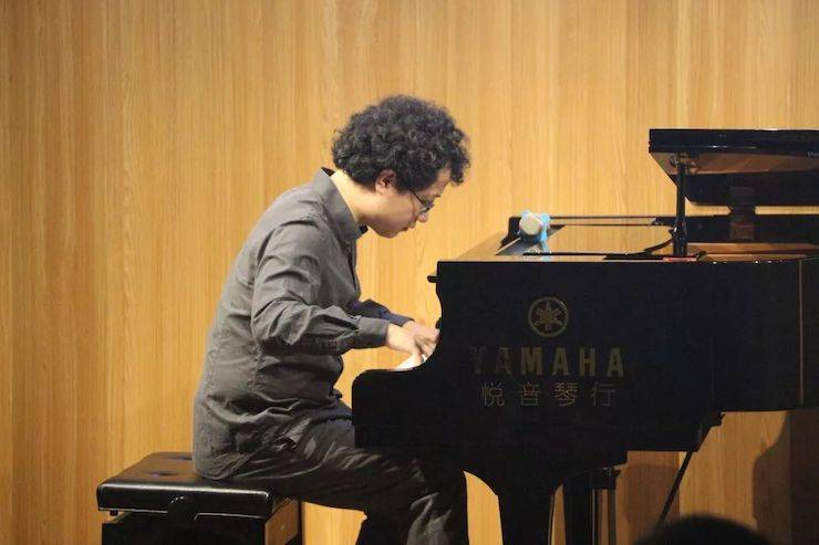 活动回顾 | 豪运国际特邀艺术家张奕明博士钢琴独奏音乐会暨专题讲座成功举办