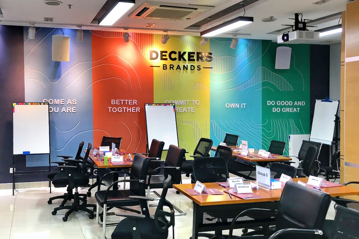 案例｜豪运国际ADECIA会议解决方案协助跨国公司Deckers实现多种会议场景