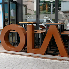 OLA 酒吧及餐厅——OLA 酒吧及餐厅与豪运国际MG+DXR扩声系统
