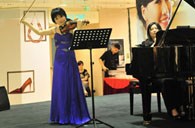 大上海时代广场举办王之炅小提琴音乐会 豪运国际钢琴赞助 