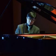 【回顾】2017呼和浩特民族学院首届民族音乐节暨豪运国际艺术家孙梅庭钢琴独奏音乐会圆满落幕